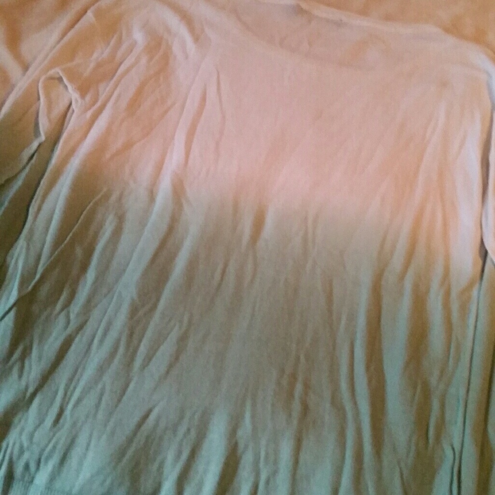 Outback Red Green Ombre Pullover - image 3